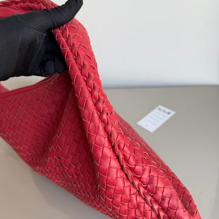 Bottega Veneta Veneta Hobo Maxi Dark Red Leather 51cm