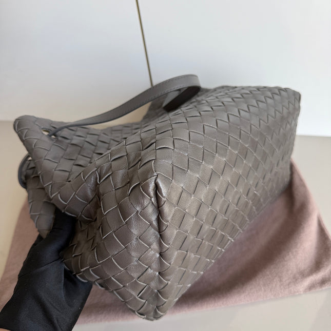 Bottega Veneta NEW Garda Tote Leather Interior Intrecciato Chocolate Brown Medium 24cm