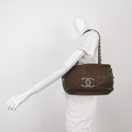 Chanel Brown Diamond Stitch Tote Calfskin Leather Zipper Bowler 2005-2006