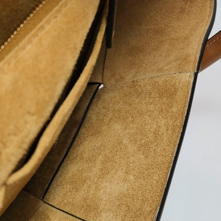 Bottega Veneta Arco Tote Bag Medium Tan Brown Leather 33