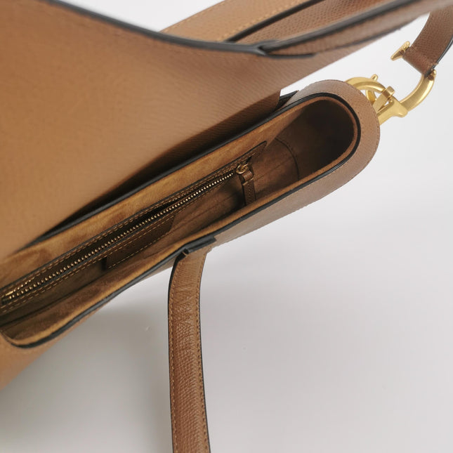 Dior Saddle 2019 Medium Tan Brown Grained Calfskin Leather Bag