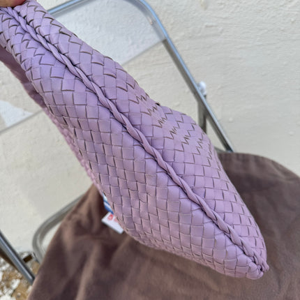 Sold Bottega Veneta Veneta Hobo Medium Lilac Lavender Intrecciato Leather Bag 40cm