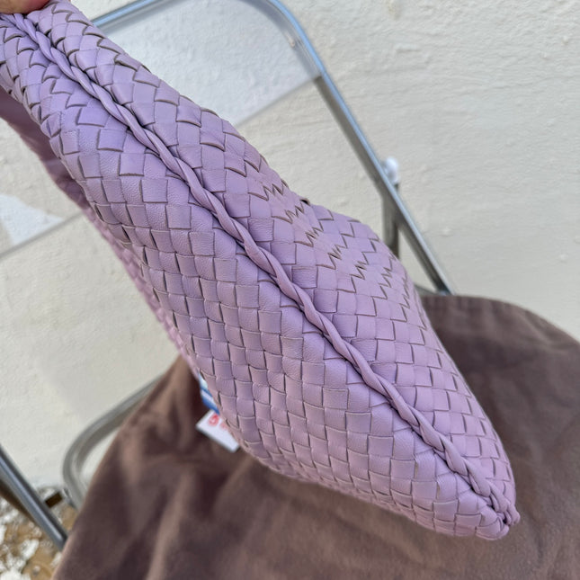 Sold Bottega Veneta Veneta Hobo Medium Lilac Lavender Intrecciato Leather Bag 40cm