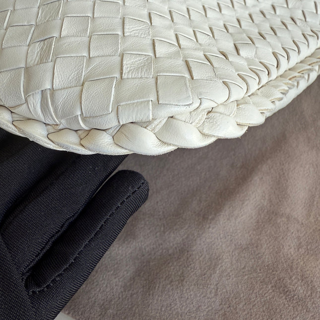 Bottega Veneta Veneta Hobo Intrecciato White Nappa Leather Medium 40cm