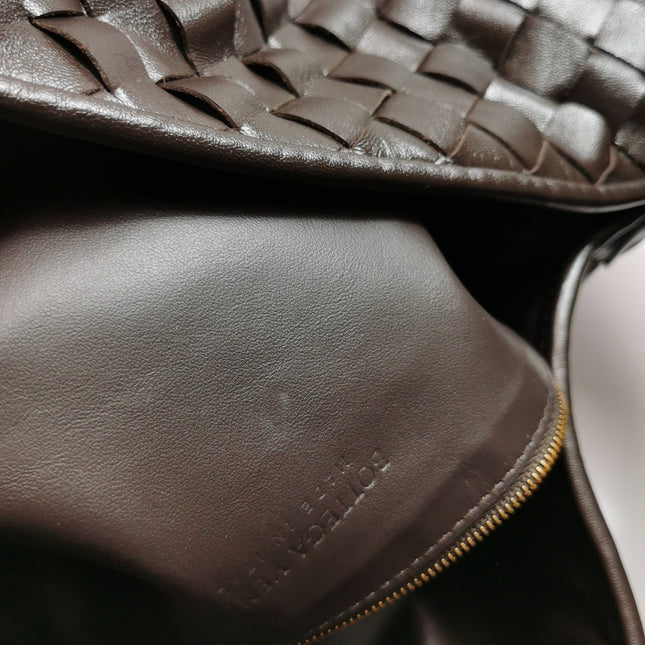 Bottega Veneta Hop Large Leather Fondant Chocolate Brown Hobo Bag