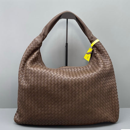 Bottega Veneta Hobo Maxi Chocolate Brown leather 54cm