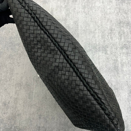 Bottega Veneta Veneta Hobo Maxi Black Leather 52cm