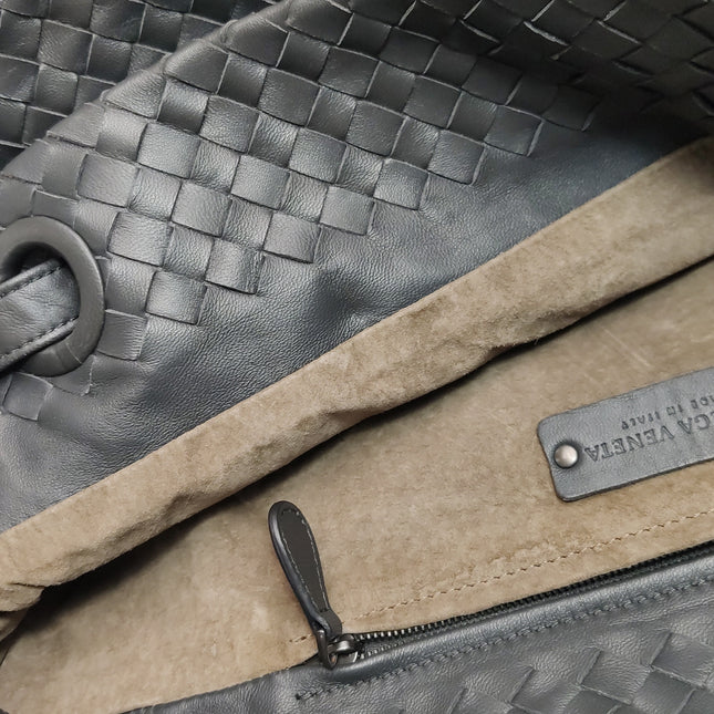 Bottega Veneta Garda Black Intrecciato Nappa Leather Large 33cm