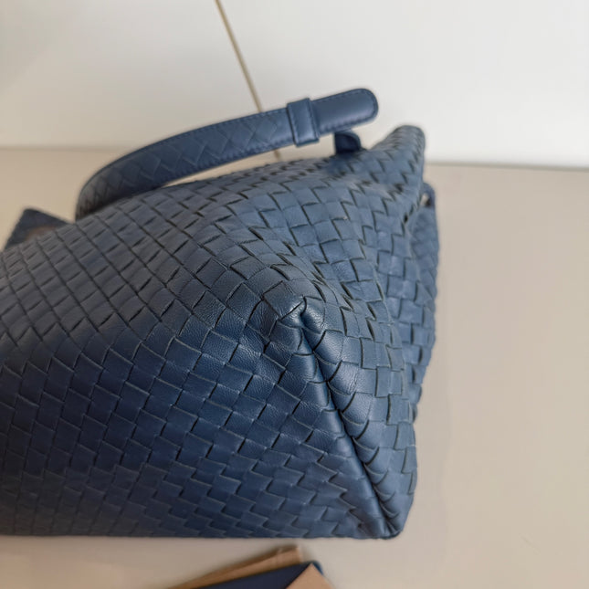 Bottega Veneta Garda Shoulder Bag Intrecciato Nappa Leather Navy Large 33cm