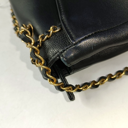 Chanel Lovely Chains Flap Bag Black Calfskin Leather Gold Hardware 2018-19