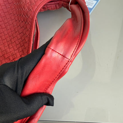 Bottega Veneta Veneta Hobo Maxi Dark Red Leather 51cm