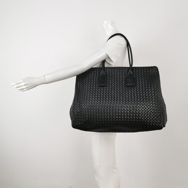 Bottega Veneta XXL Snap Tote Black Intrecciato Leather With Pouch