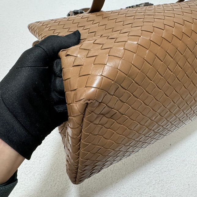 Bottega Veneta Roma Large Intrecciato Nappa Leather Caramel Brown Tan 35cm No Strap