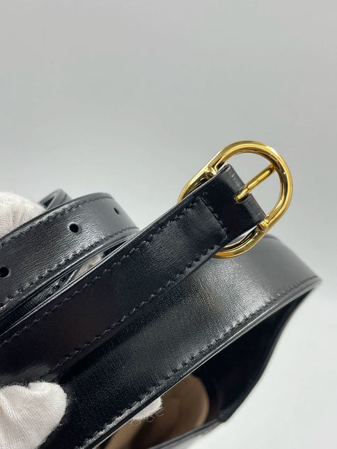 Sold Gucci Jackie 1961 Black Leather Bag with Adjustable Strap