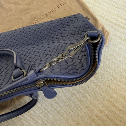 Bottega Veneta Maxi Convertible Tote Navy Leather 50cm