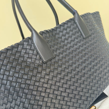 Bottega Veneta Reissued Cabat Intreccio Leather Tote Bag Navy 40cm