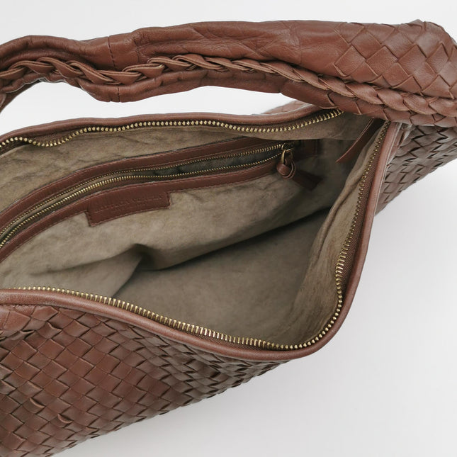 Bottega Veneta Veneta Hobo Intrecciato Chocolate Brown Medium Lambskin Leather 45cm