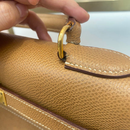 Hermes Kelly 32 Sellier Vintage Gold Epsom Leather Gold Hardware With Strap 1990