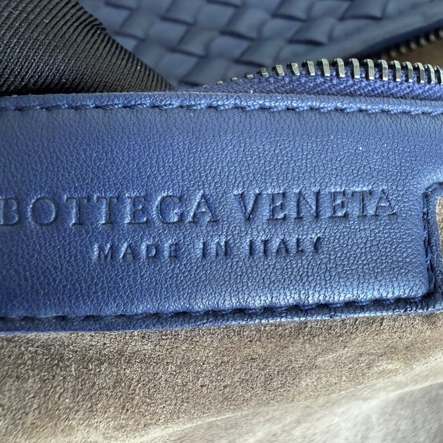 Bottega Veneta Veneta Hobo Large Navy Intrecciato Leather Bag 47cm
