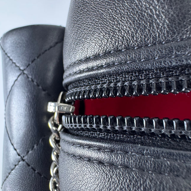 Sac Reporter Ligne Cambon Chanel en cuir de veau noir multipoches taille moyenne
