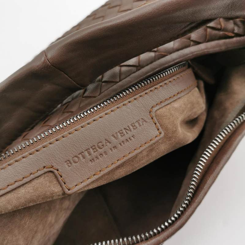 Bottega Veneta Belly Hobo Intrecciato Lambskin Leather Milk Chocolate Brown Medium 40cm