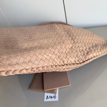 Bottega Veneta Veneta Hobo Maxi Almond Beige Intrecciato Leather Bag 51cm