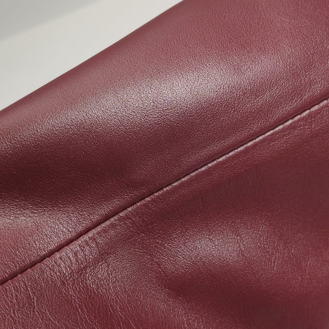 Bottega Veneta Pouch Calfskin Leather Burgundy Large