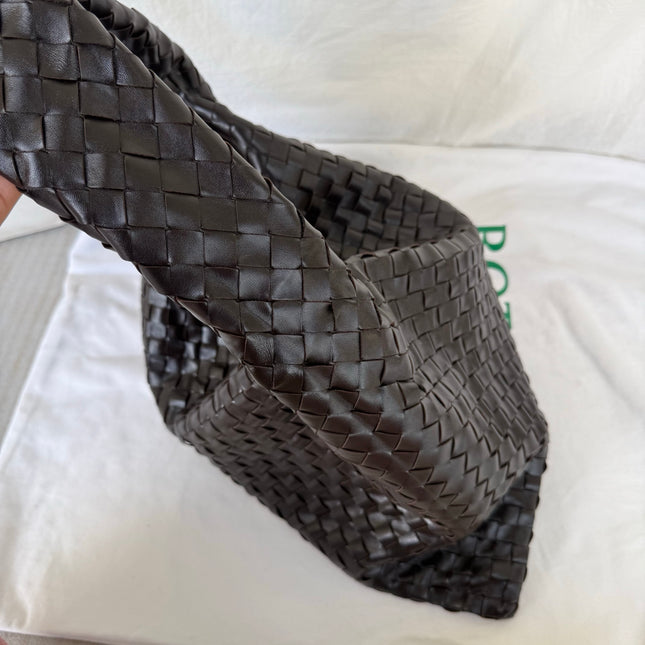 Bottega Veneta Hop Large Leather Fondant Chocolate Brown Hobo Bag