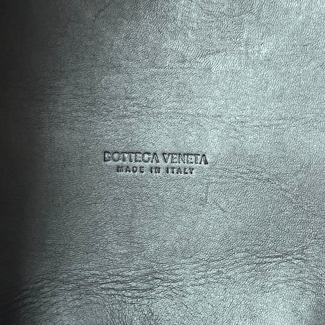 Bottega Veneta Andiamo Large Dark Chocolate Brown Handbag
