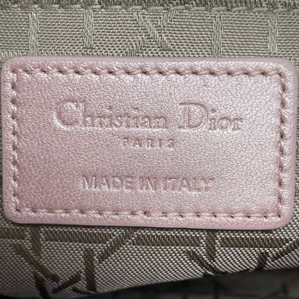 Lady Dior Mini 2019 Cuir d'agneau rose nacré avec chaîne dorée