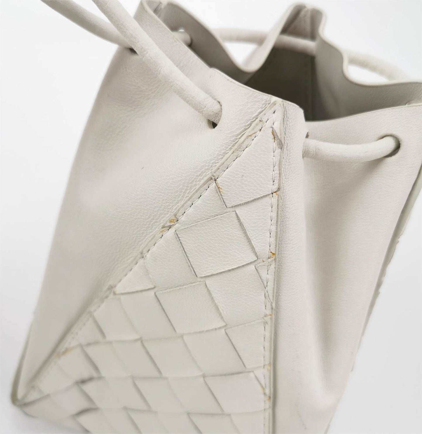 Bottega Veneta White Intrecciato The Mini Knot Shoulder Bag