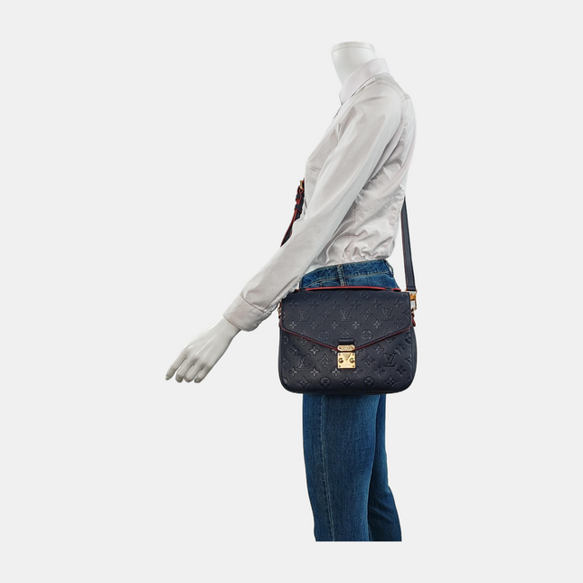 Louis Vuitton Pochette Métis Monogram Empreinte Leather Navy