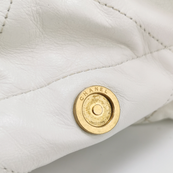Sold Chanel 22 Hobo Bag Medium Shiny Calfskin Leather White with Gold-tone Hardware