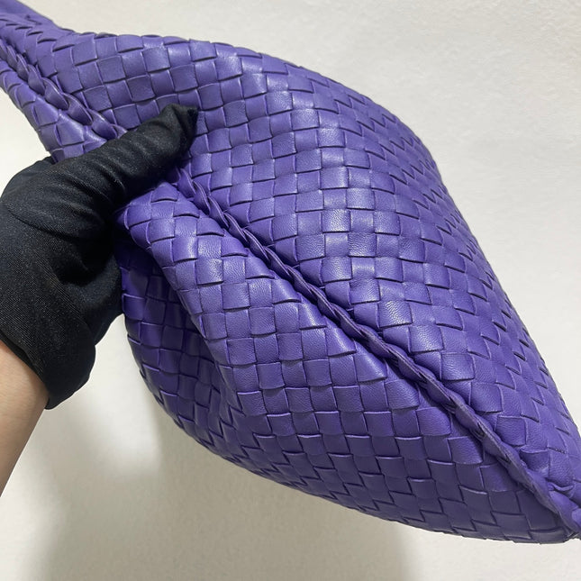 Sold Bottega Veneta Hobo Bag Large Leather Purple 47cm