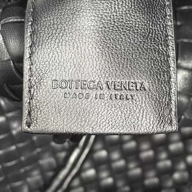 Bottega Veneta XXL Snap Tote Black Intrecciato Leather With Pouch