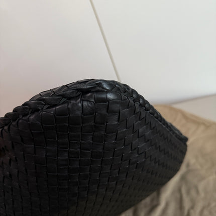 Bottega Veneta Veneta Hobo Maxi Black Leather 51cm