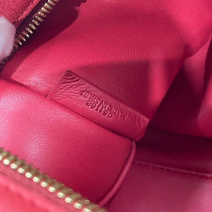 Loewe Amazona 36 Medium Red Leather Snail Lock Gold-tone Hardware