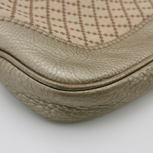 Sold Gucci Jackie 1961 Soft Monogram Canvas and Leather Bag Medium