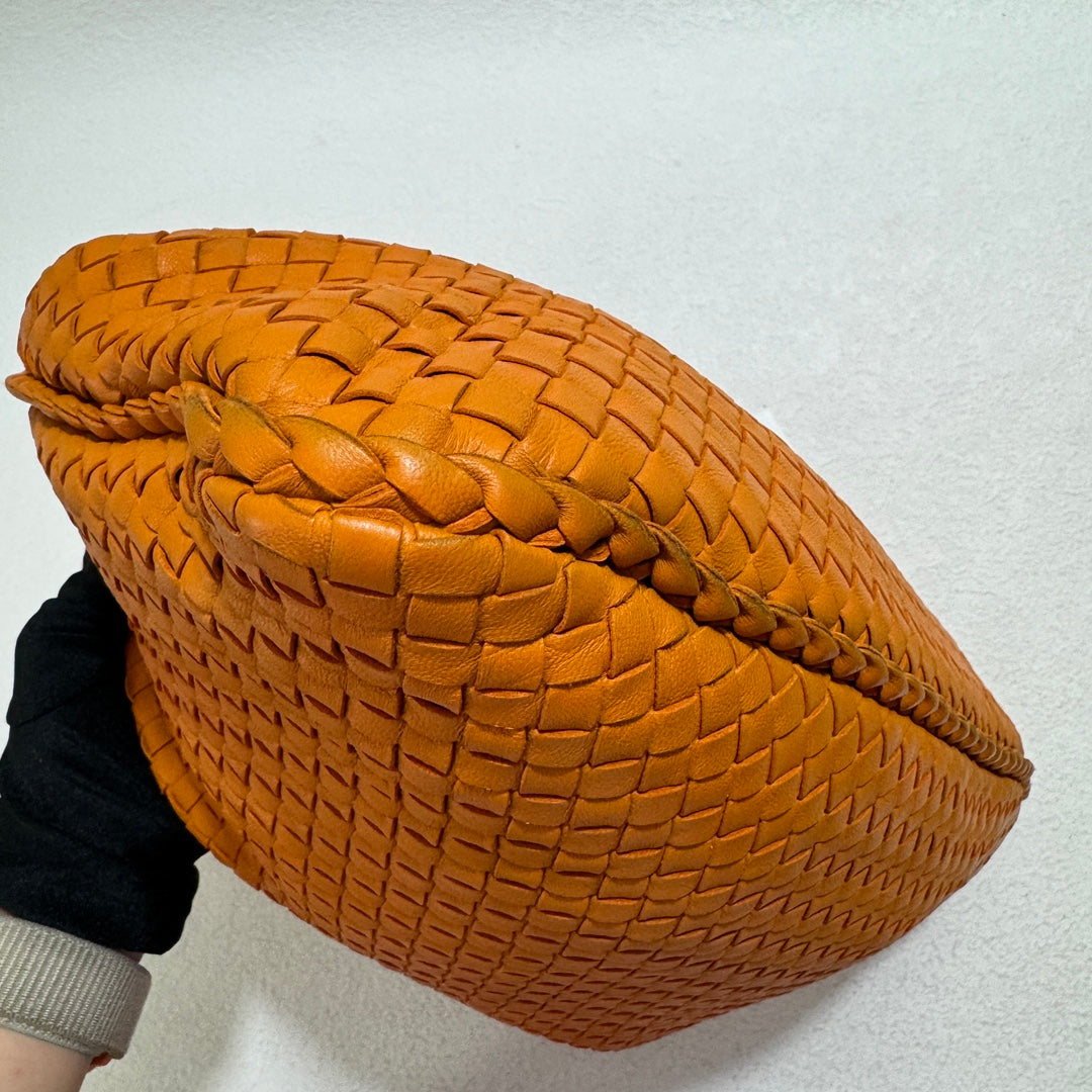 Bottega Veneta Veneta Hobo Medium Orange Intrecciato Leather Bag 47cm