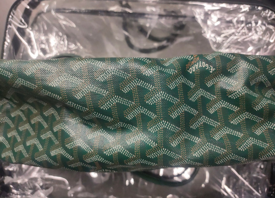 Sold Goyard Saint Louis Tote 2015 PM Medium Green