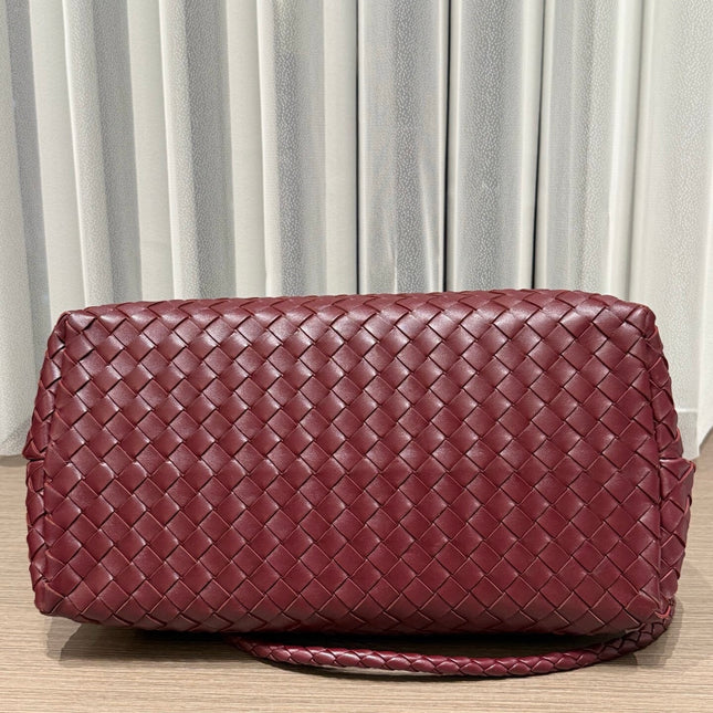 Bottega Veneta Andiamo Large Burgundy Handbag