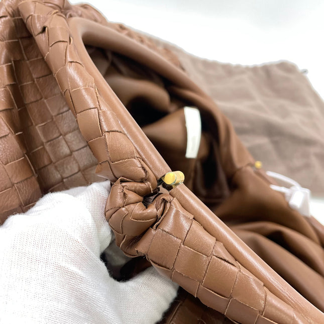 Bottega Veneta Pouch Large Intrecciato Milk Chocolate Brown Calfskin Leather