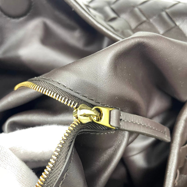 Bottega Veneta Hop Large Leather Fondant Chocolate Brown Hobo Bag