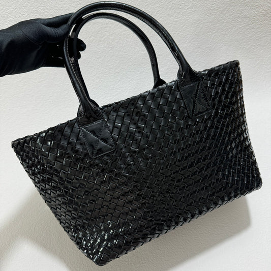 Bottega Veneta Cabat Small Intreccio Patent Leather Tote Bag Black-Luxbags