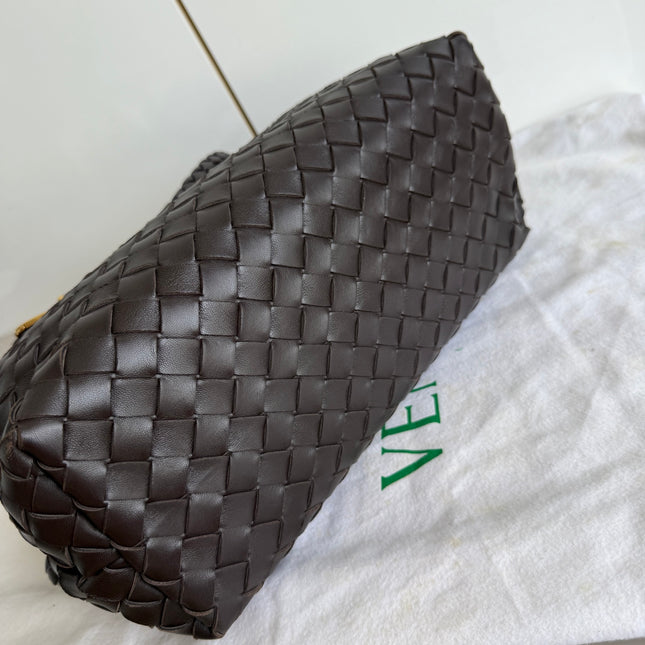 Bottega Veneta Andiamo Medium Fondant Dark Chocolate Brown Handbag