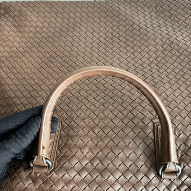 Bottega Veneta Maxi Convertible Tote Bag Hobo Chocolate Brown Leather Two-way Carry 50cm