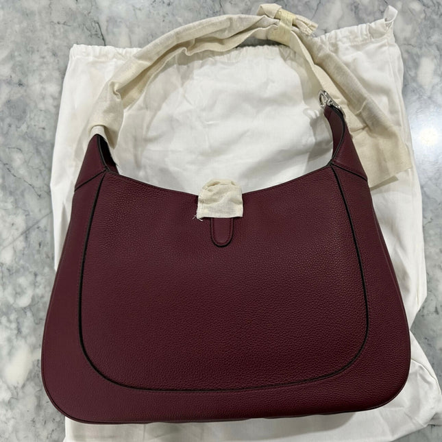 Gucci Jackie 1961 Burgundy Large Pebbled Leather Shoulder Bag with Strap