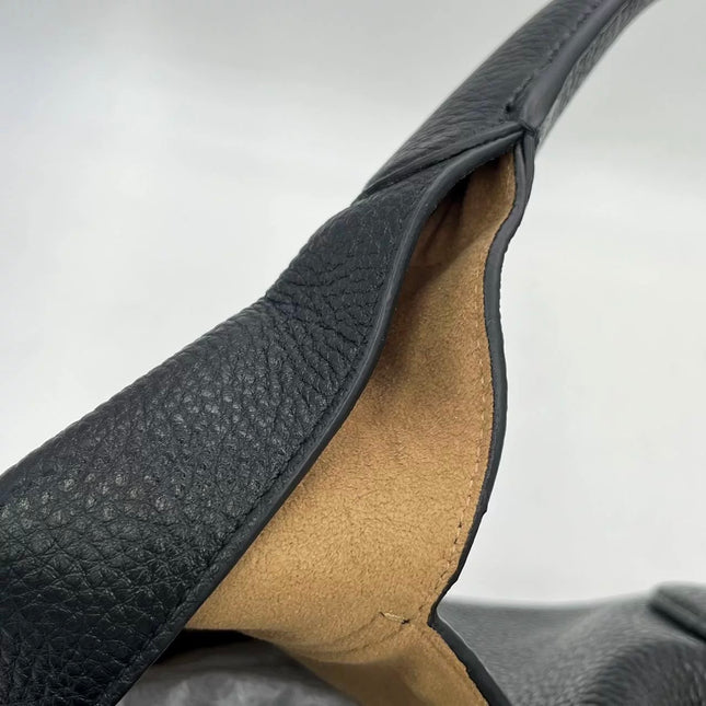 Gucci Softbit Maxi Shoulder Bag Black Calfskin Leather
