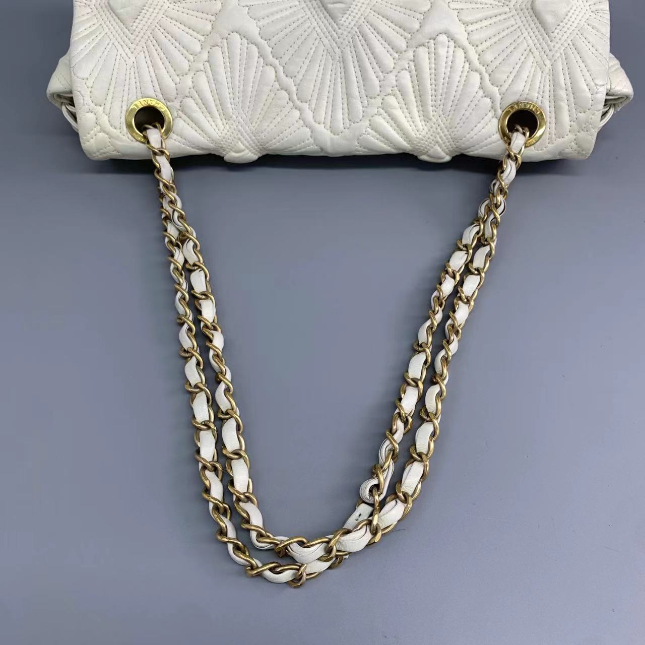 Chanel Paris-Venice Ca D’Oro Flap Bag Seashell 3D Embroidered Flap Bag 2009 Large Off White