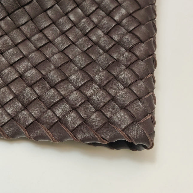 Bottega Veneta Cabat Tote Intreccio Leather Milk Chocolate Brown 40cm